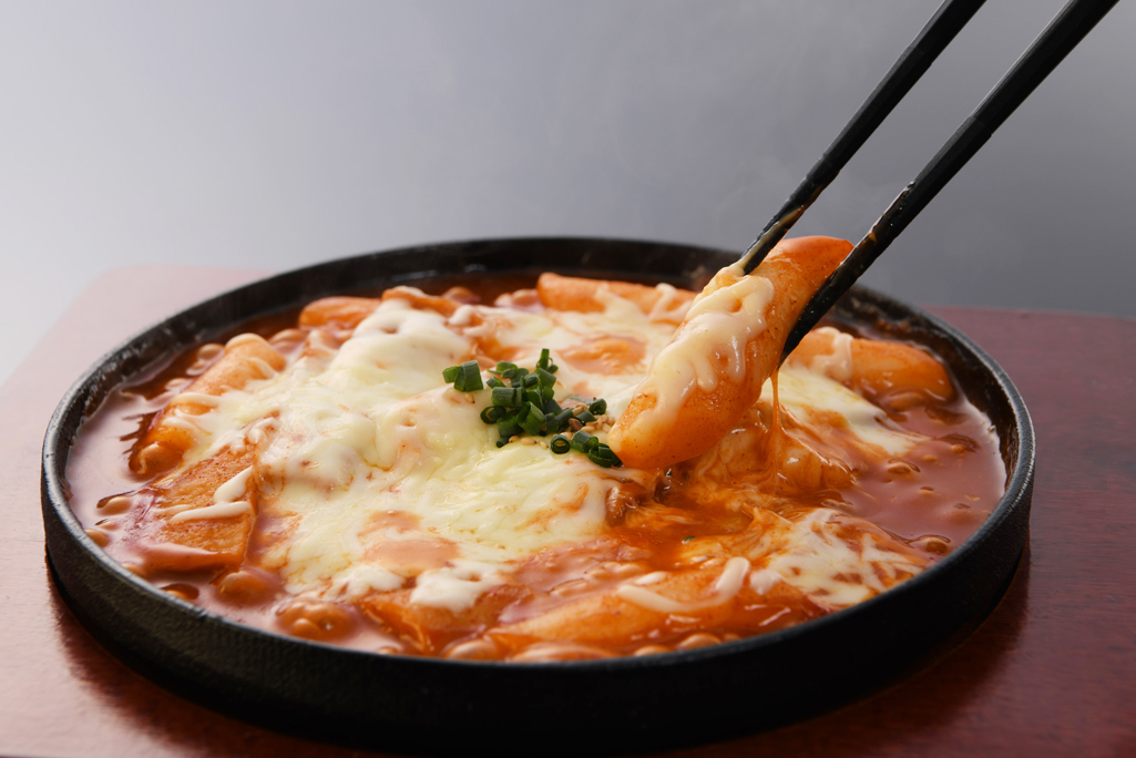 韓国屋台のチーズトッポギ