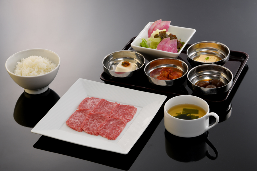 和牛赤身ロース焼ランチ