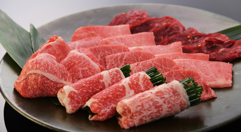 焼肉セナラの自慢の盛り皿