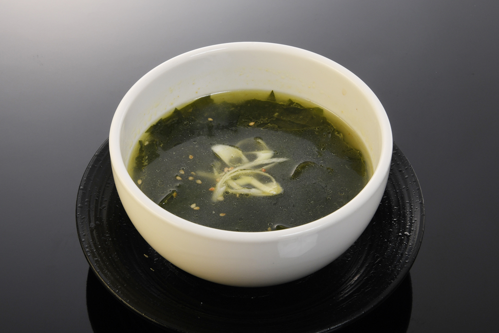 わかめスープ